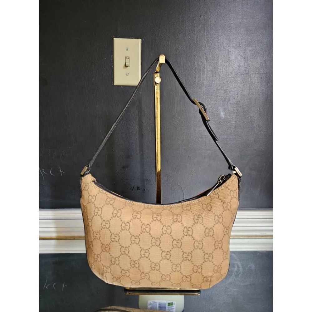 Authentic Gucci GG Canvas and Leather Zip Hobo Bag Beige/Brown - Picture 5 of 11